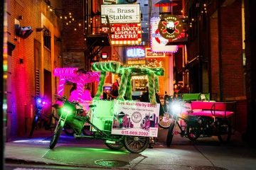 Pedicab Lights | Local Bike Taxi | @VonRphoto