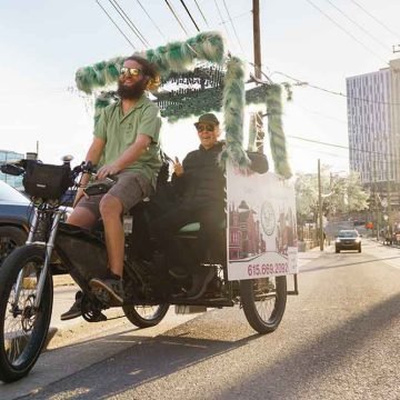 Nashville Tour | Local Bike Taxi | @VonRphoto