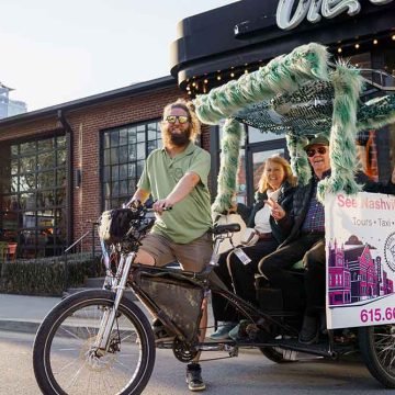 Nashville Senior Tour | Local Bike Taxi | @VonRphoto