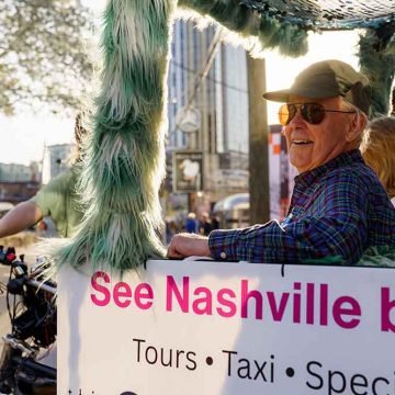 Nashville Tour | Local Bike Taxi | @VonRphoto