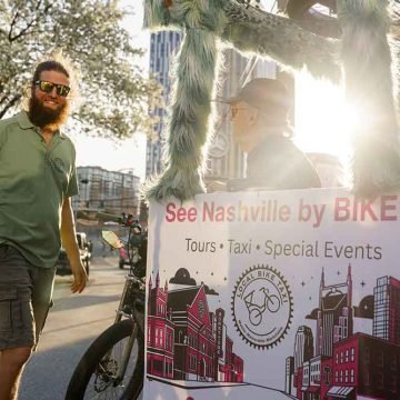 Nashville Tour | Local Bike Taxi | @VonRphoto