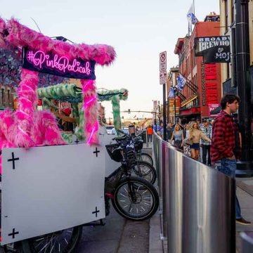 Pedicabs in Nashville | Local Bike Taxi | @VonRphoto